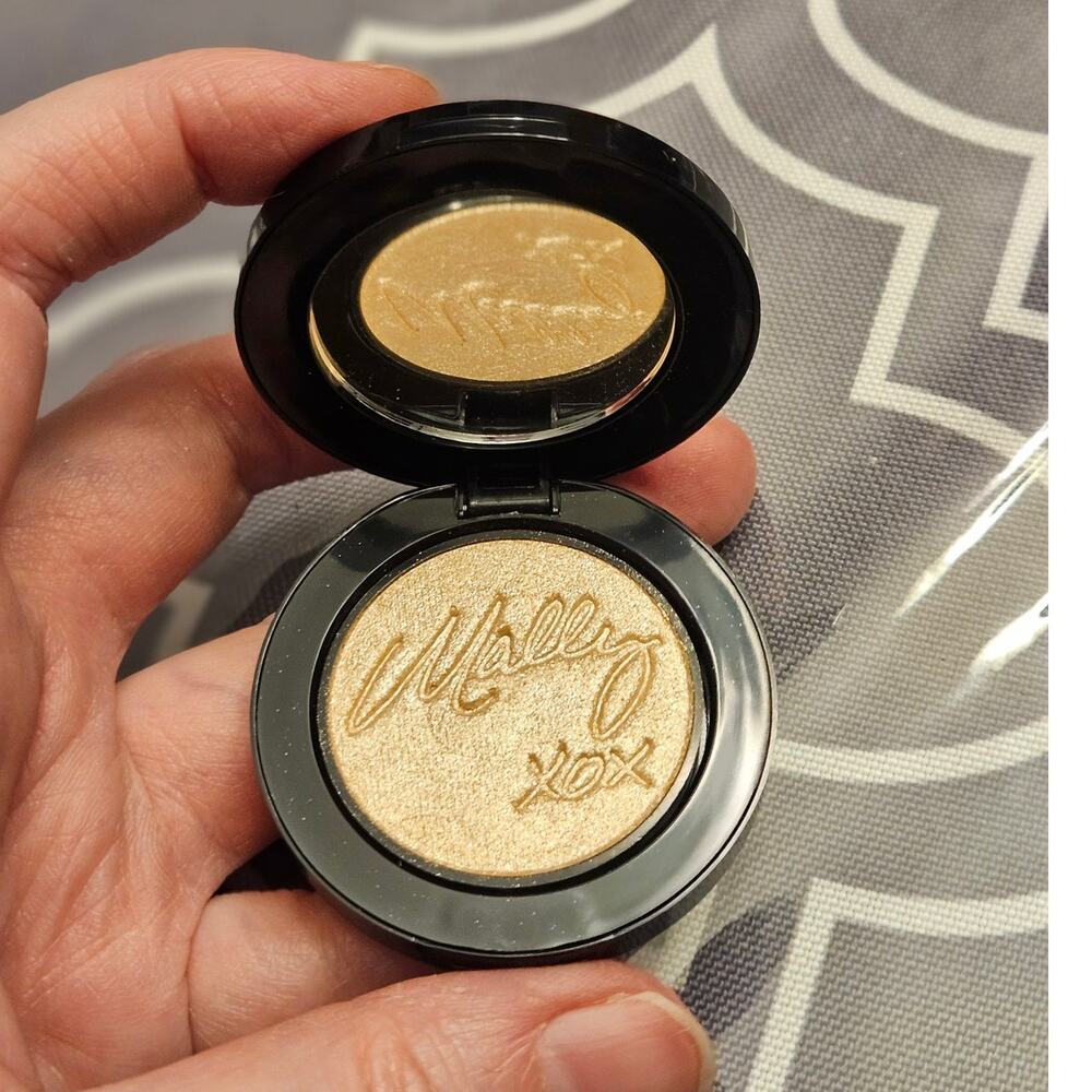 Mally Effortlessly Airbrushed Highlighter Stardust